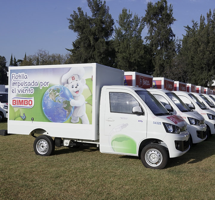 Grupo Bimbo delivery trucks image